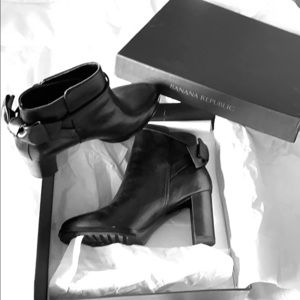 COPY - Leather Bow-Tie Bootie